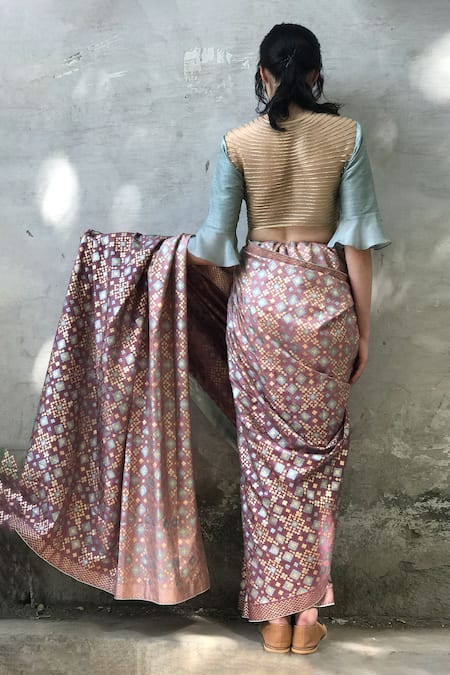 I Am Design Flared Sleeve hem Blouse With Printed Saree 