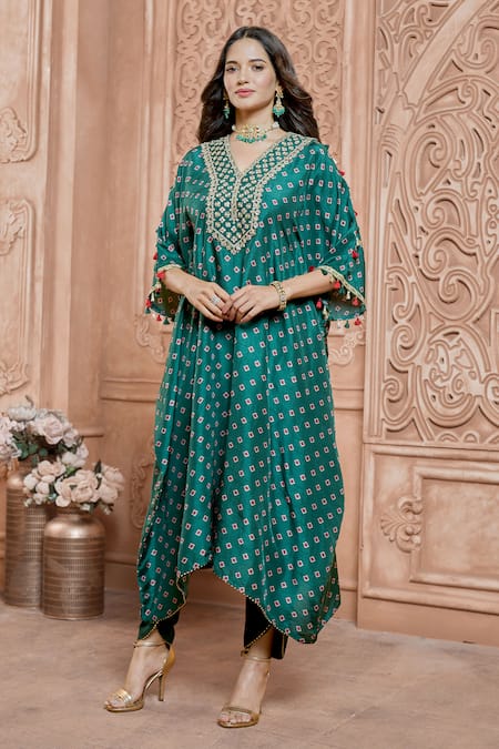 Shop_Aariyana Couture_Green Tussar, Georgette Tassels, Lace V-neck Printed Kurta And Tulip Pant Set _Online_at_Aza_Fashions