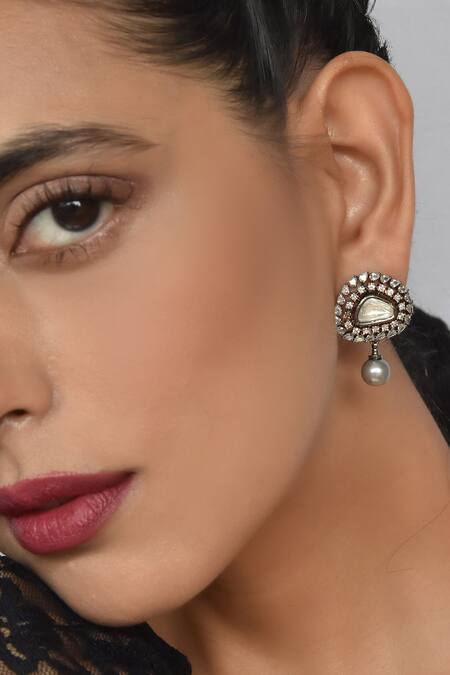 Gwacy_Grey Zirconia Stone Embellished Stud Earrings_Online_at_Aza_Fashions