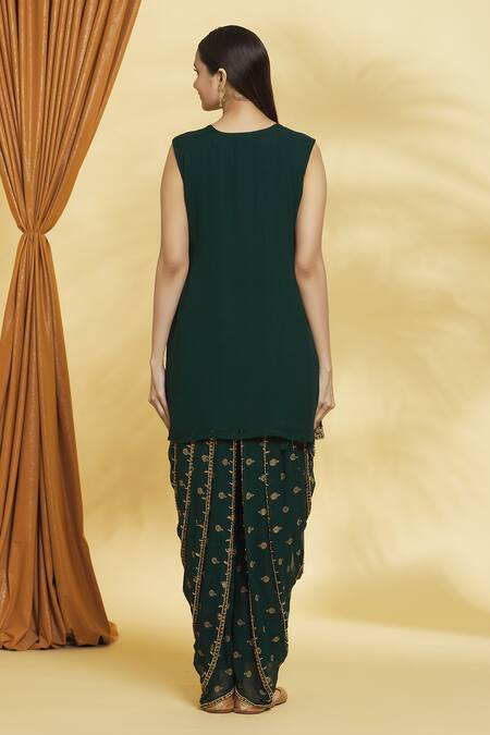 Shop Aryavir Malhotra Green Kurta Viscose Georgette Embellished Floral Round Neck Flower Set at Aza Fashions Shop_Aryavir Malhotra_Green Kurta Viscose Georgette Embellished Floral Round Neck Flower Set_at_Aza_Fashions