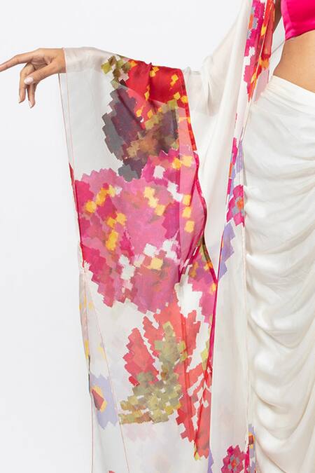 Buy_Saaksha & Kinni_Ivory Placement Floral Print Cape 