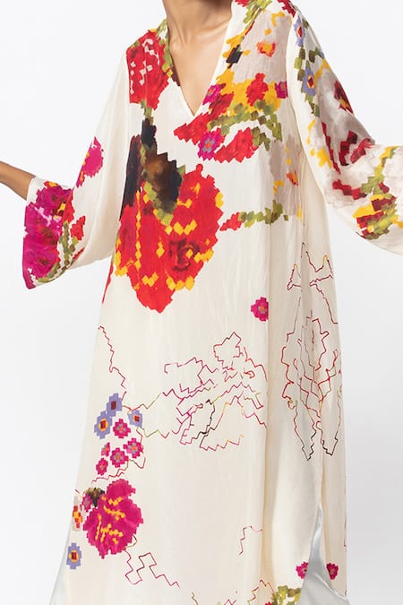 Saaksha & Kinni_Ivory Silk V-neck Abstract Floral Placement Print Kurta_Online_at_Aza_Fashions