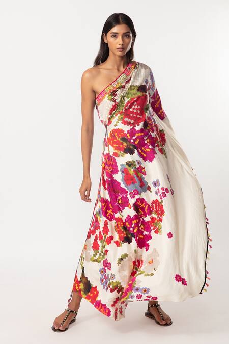 Buy_Saaksha & Kinni_Ivory Cotton Tassels Asymmetric Abstract Floral Print Kaftan _Online_at_Aza_Fashions