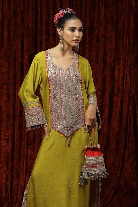 Buy Shikhar Sharma Green Silk Chanderi Badla, Dori, Gota Leaf Neck Kaftan Online at Aza Fashions Buy_Shikhar Sharma_Green Silk Chanderi Badla, Dori, Gota Leaf Neck Kaftan _Online_at_Aza_Fashions