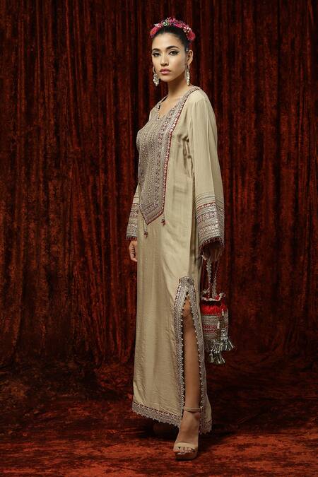 Shikhar Sharma Gold Silk Chanderi Badla, Dori, Gota V Neck Kaftan Online at Aza Fashions Shikhar Sharma_Gold Silk Chanderi Badla, Dori, Gota V Neck Kaftan _Online_at_Aza_Fashions