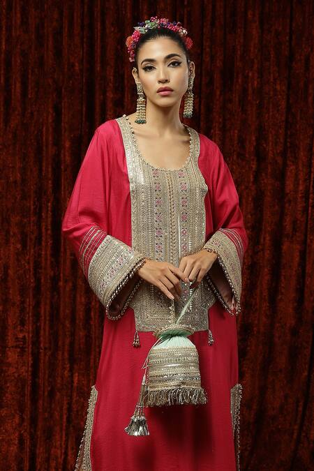 Buy_Shikhar Sharma_Pink Silk Chanderi Embroidered And Embellished Gota Sweetheart Neck Kurta Kaftan _Online_at_Aza_Fashions