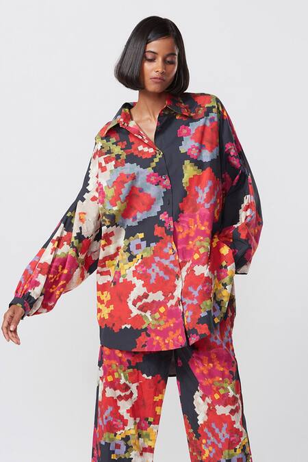 Buy_Saaksha & Kinni_Multi Color Cotton Embroidery Collared Abstract Floral Print Shirt _Online_at_Aza_Fashions