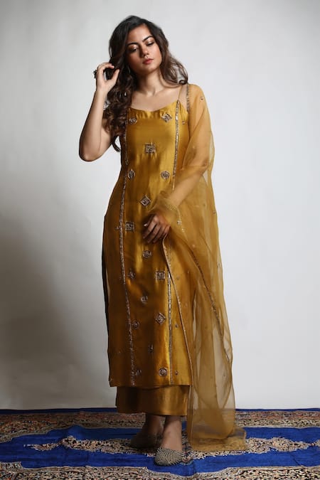 Mona And Vishu_Gold Dupatta  Organza, Kurta And Pant  Dupion Hand Embroidered Straight Set _Online_at_Aza_Fashions