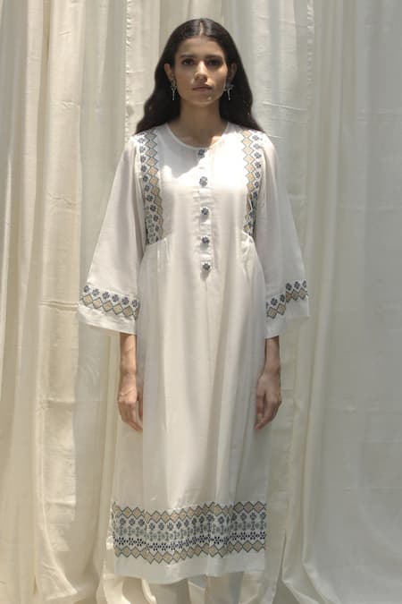 Buy White Chanderi Round Kurta For Women by Shivani Bhargava Online at ...