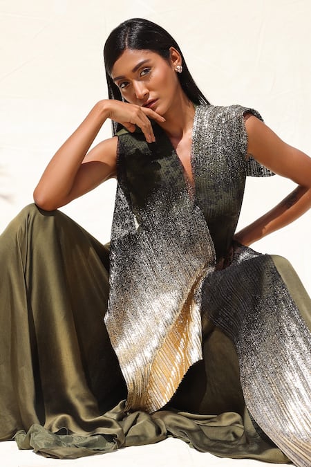 Richa Khemka Black Spandex, Modal, Taffeta Sequins Embellished High Low Top With Flared Pant Online at Aza Fashions Richa Khemka_Black Spandex, Modal, Taffeta Sequins Embellished High Low Top With Flared Pant _Online_at_Aza_Fashions