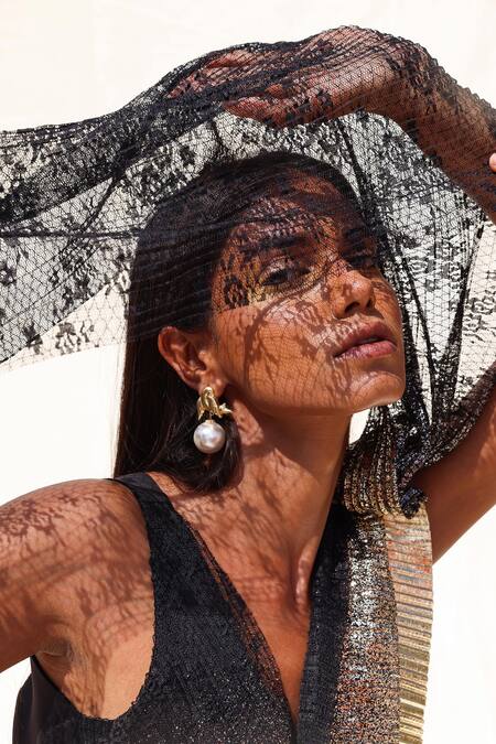 Richa Khemka_Black Spandex, Georgette Sequins V-neck Embellished Ombre Pant Saree Set_Online_at_Aza_Fashions