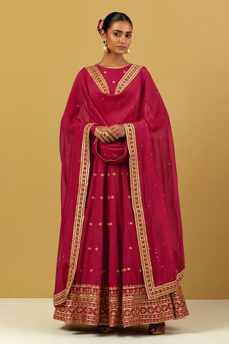 Buy_Ikshita Choudhary_Maroon Organza, Cotton Embroidery Round Neck Floral Anarkali With Dupatta _Online_at_Aza_Fashions