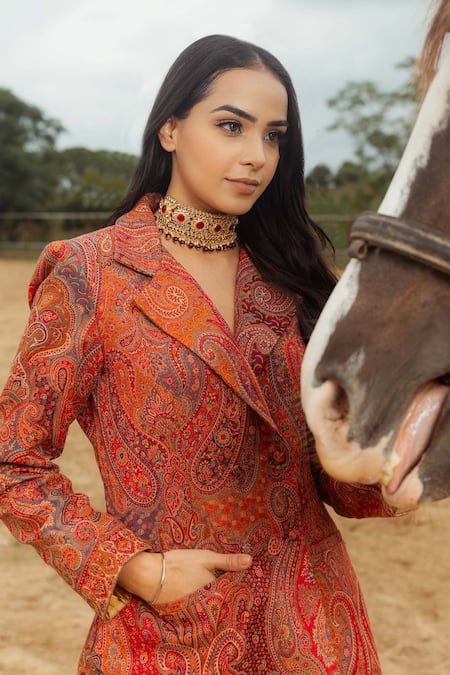 Buy Safaa Red Acrylic Viscose Blend, Lining Satin Mishfah Woven Blazer And Pant Set Online at Aza Fashions Buy_Safaa_Red Acrylic Viscose Blend, Lining Satin Mishfah Woven Blazer And Pant Set _Online_at_Aza_Fashions