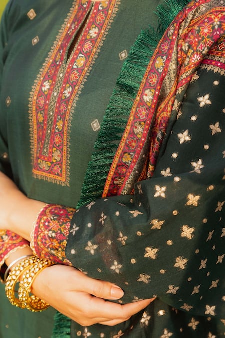 Shop Safaa Green Lining Shantoon, Moonga Silk Kani Weave Rayannah Floral Woven Kurta Set Online at Aza Fashions Shop_Safaa_Green Lining Shantoon, Moonga Silk Kani Weave Rayannah Floral Woven Kurta Set _Online_at_Aza_Fashions