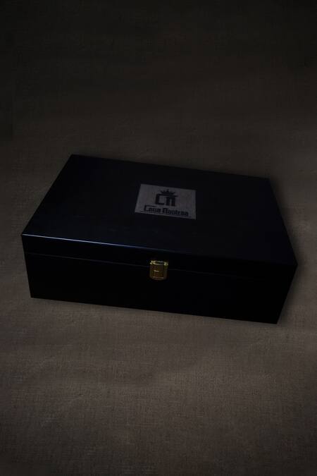 Cosa Nostraa_Gold Sovereign Stitchable Brass Brooch _at_Aza_Fashions