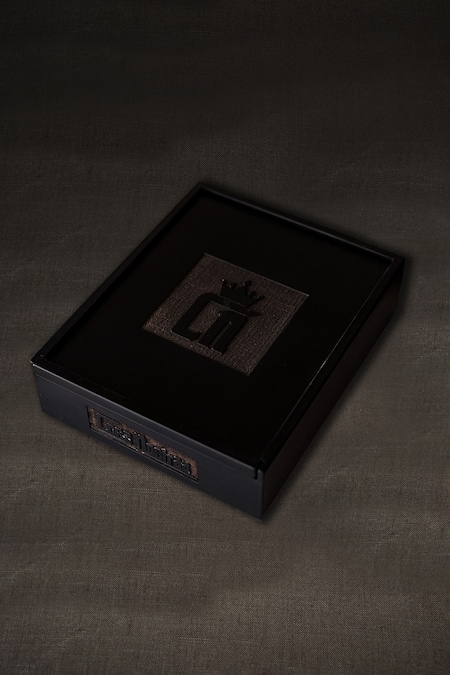 Cosa Nostraa_Gold The Jewel Brass Brooch Set Of 6 _at_Aza_Fashions