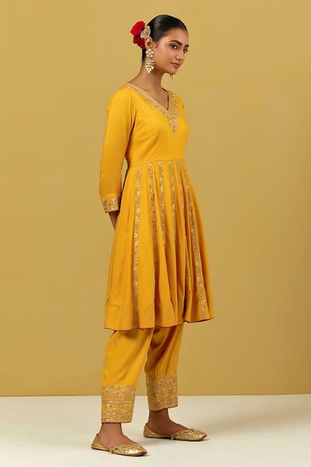Ikshita Choudhary_Yellow Modal, Cotton, Tissue Embroidery, Sequins Floral Hand Anarkali Pant Set _Online_at_Aza_Fashions
