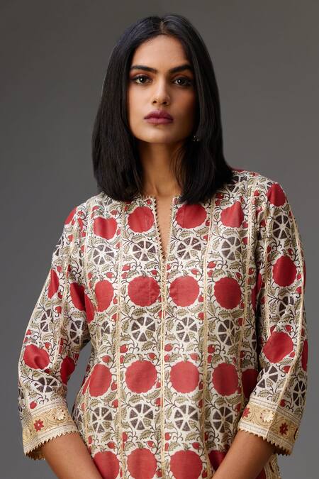 Buy Kora Red Silk, Cotton, Chanderi Embroidery, Gota Stripe Hand Block Print Kurta Set Online at Aza Fashions Buy_Kora_Red Silk, Cotton, Chanderi Embroidery, Gota Stripe Hand Block Print Kurta Set _Online_at_Aza_Fashions