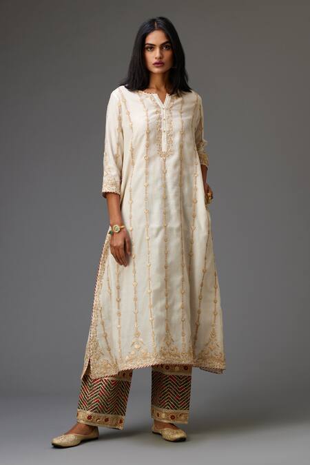 Kora_Off White Cotton, Chanderi, Silk Embroidery, Gota Stripe Pattern Kurta Set _Online_at_Aza_Fashions