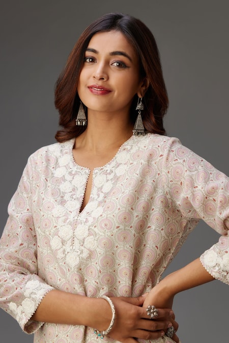 Shop Kora Pink Silk, Cotton, Chanderi Embroidery, Tassels Split V-neck Neckline Kurta Set Online at Aza Fashions Shop_Kora_Pink Silk, Cotton, Chanderi Embroidery, Tassels Split V-neck Neckline Kurta Set _Online_at_Aza_Fashions