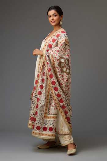 Buy_Kora_Off White Cotton, Silk, Chanderi Gota Patti, Sequins, Yoke Anarkali Set _Online_at_Aza_Fashions