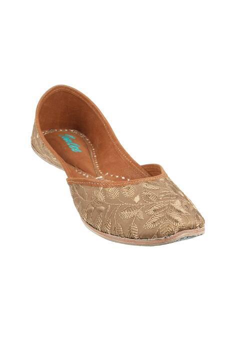 Buy_Imlee Jaipur_Brown Embroidered Leaf Pattern Juttis _Online_at_Aza_Fashions