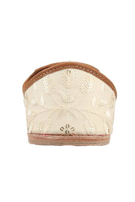 Shop_Imlee Jaipur_Off White Embroidered Leaf Moccasin Juttis _Online_at_Aza_Fashions