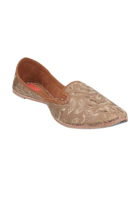 Buy_Imlee Jaipur_Brown Embroidered Leaf Thread Work Moccasin Juttis _Online_at_Aza_Fashions