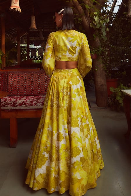 Shop_Ankita Dharman_Yellow Crepe Floral Motifs V Neck Riya Lehenga And Balloon Sleeve Blouse Set _at_Aza_Fashions