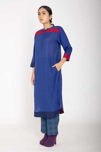 JAYATI GOENKA_Blue 100% Cotton Jamdani Band Collar Tunic And Pant Set _Online_at_Aza_Fashions
