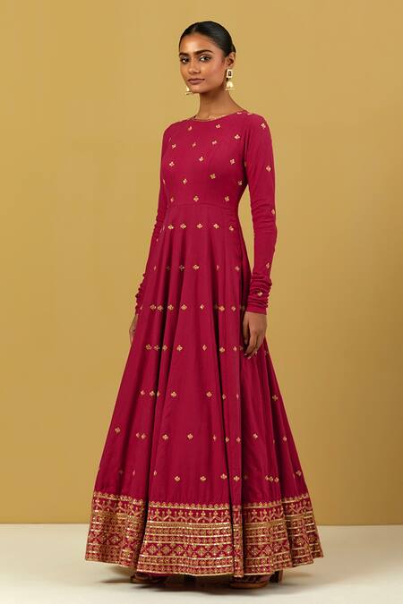 Ikshita Choudhary_Maroon Organza, Cotton Embroidery Round Neck Floral Anarkali With Dupatta _at_Aza_Fashions