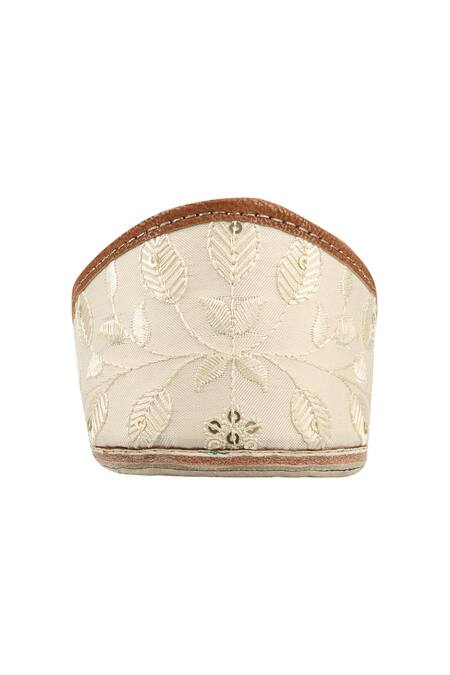 Imlee Jaipur_Off White Embroidered Leaf Juttis _at_Aza_Fashions