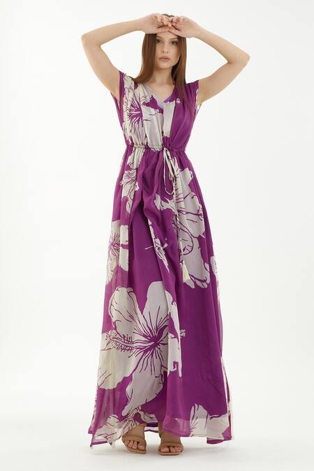 Koai White Chiffon Floral V Neck Pattern Kaftan Online at Aza Fashions Koai_White Chiffon Floral V Neck Pattern Kaftan _Online_at_Aza_Fashions