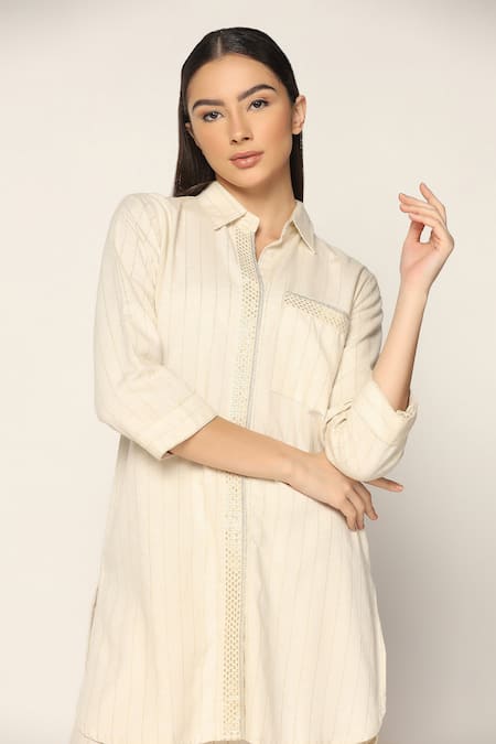 Two Sisters By Gyans_Off White Cotton Embroidery Collared Thread Shirt And Pant Set _Online_at_Aza_Fashions