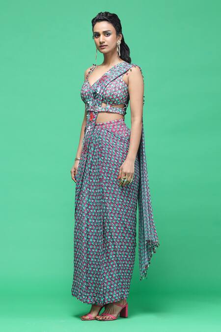 Raasa Multi Color Crepe, Georgette Floral Pattern Pre-draped Saree With Blouse Online at Aza Fashions Raasa_Multi Color Crepe, Georgette Floral Pattern Pre-draped Saree With Blouse _Online_at_Aza_Fashions