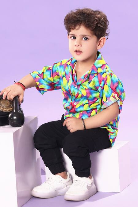 Littlecheer Multi Color Viscose, Satin Feathers Print Classic Shirt Online at Aza Fashions Littlecheer_Multi Color Viscose, Satin Feathers Print Classic Shirt _Online_at_Aza_Fashions