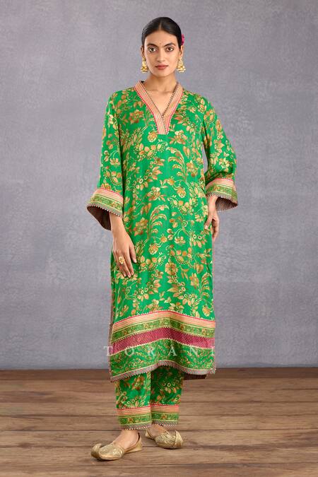Torani_Green Silk, Chiffon Gota Patti, Lace, Tassels Rang Naaz Barkha Kurta Pant Set _Online_at_Aza_Fashions