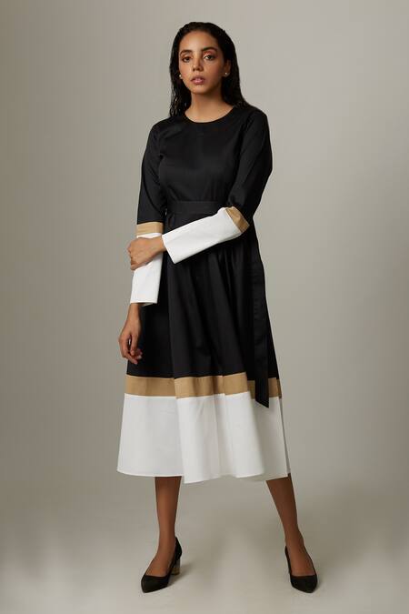 Escape By Aishwarya Black Cotton Satin Round Neck Colorblock Jumpsuit Online at Aza Fashions Escape By Aishwarya_Black Cotton Satin Round Neck Colorblock Jumpsuit _Online_at_Aza_Fashions