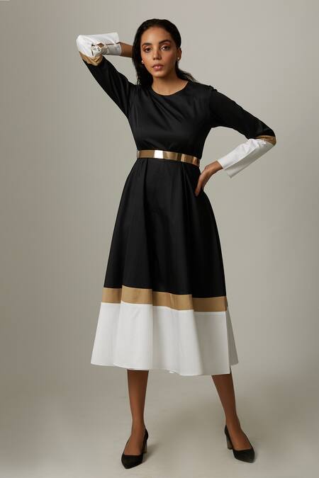 Shop Escape By Aishwarya Black Cotton Satin Round Neck Colorblock Jumpsuit Online at Aza Fashions Shop_Escape By Aishwarya_Black Cotton Satin Round Neck Colorblock Jumpsuit _Online_at_Aza_Fashions