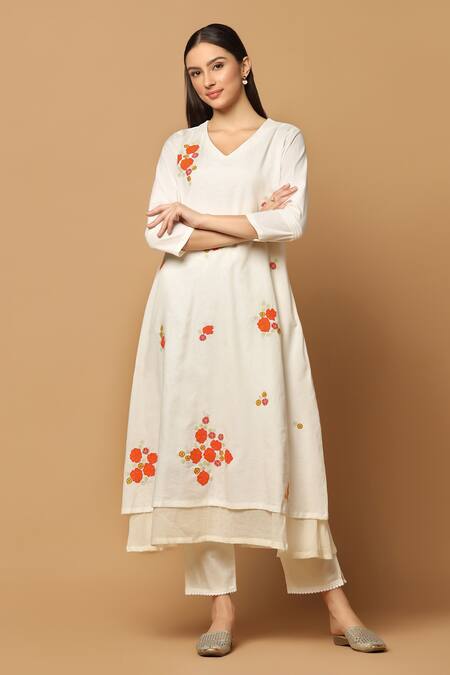 Ikha Couture White Linen, Cotton, Maheshwari Embroidery, Tassels Floral Layered Kurta Set Online at Aza Fashions Ikha Couture_White Linen, Cotton, Maheshwari Embroidery, Tassels Floral Layered Kurta Set_Online_at_Aza_Fashions