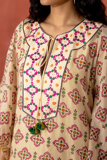 Buy Amisha Kothari Beige Cotton, Silk Tassels, Embroidery Round Neck Ambika Printed Kaftan Online at Aza Fashions Buy_Amisha Kothari_Beige Cotton, Silk Tassels, Embroidery Round Neck Ambika Printed Kaftan _Online_at_Aza_Fashions