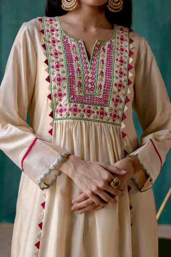 Shop_Amisha Kothari_Beige Cotton, , Organza Embroidery Split Bhairavi Yoke Kurta Pant Set _Online_at_Aza_Fashions