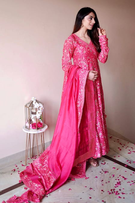Buy_Shrutkirti_Pink Chanderi Printed Floral V Neck Wrap Anarkali Set _Online_at_Aza_Fashions