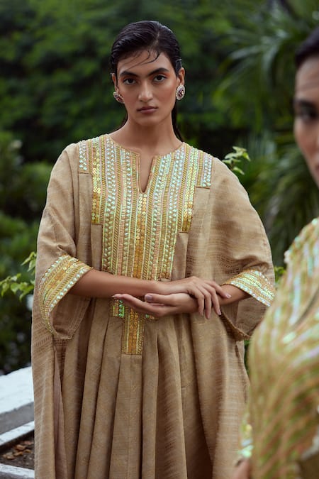 Buy_Moledro_Beige Chanderi Brocade Geometric Pattern Notched Khanak Kaftan And Pant Set_Online_at_Aza_Fashions