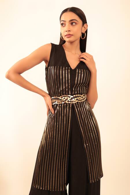 Vanshika Agarwal Label Black Brs, Lining Taffeta, Camila Two-way Draped Top And Pant Set With Belt Online at Aza Fashions Vanshika Agarwal Label_Black Brs, Lining Taffeta, Camila Two-way Draped Top And Pant Set With Belt_Online_at_Aza_Fashions