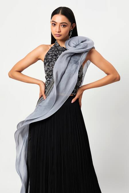 Buy Rishi And Soujit Black Raw Silk, Organza, Georgette Pleated Skirt Set With Structured Dupatta Online at Aza Fashions Buy_Rishi And Soujit_Black Raw Silk, Organza, Georgette Pleated Skirt Set With Structured Dupatta _Online_at_Aza_Fashions