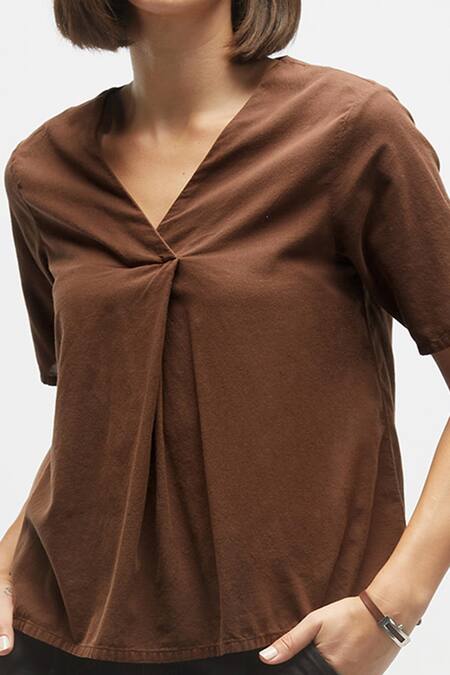 Terra Luna_Brown 100% Organic Handloom Cotton Plain V Neck Half Sleeve Top_Online_at_Aza_Fashions