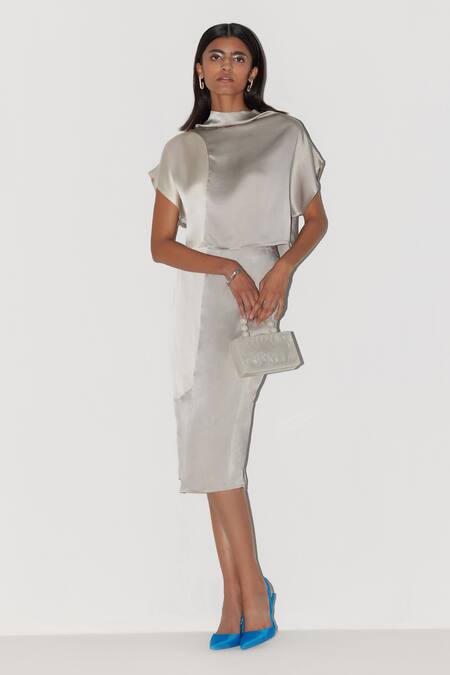 Febo6 Silk Satin Cowl Neck Audrey Color Block Top And Skirt Set