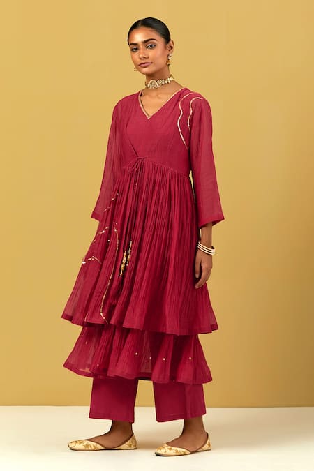 Ikshita Choudhary Maroon Chanderi Embroidery V-neck Hand Jacket And Kurta Set 