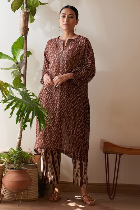 Rekha Agra Diamond Motif Print Kurta With Pant 